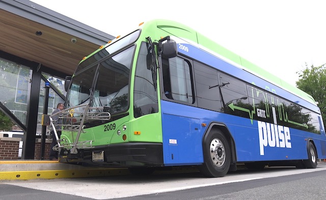 How to get to Potomac Mills Mall by Bus or Metro?