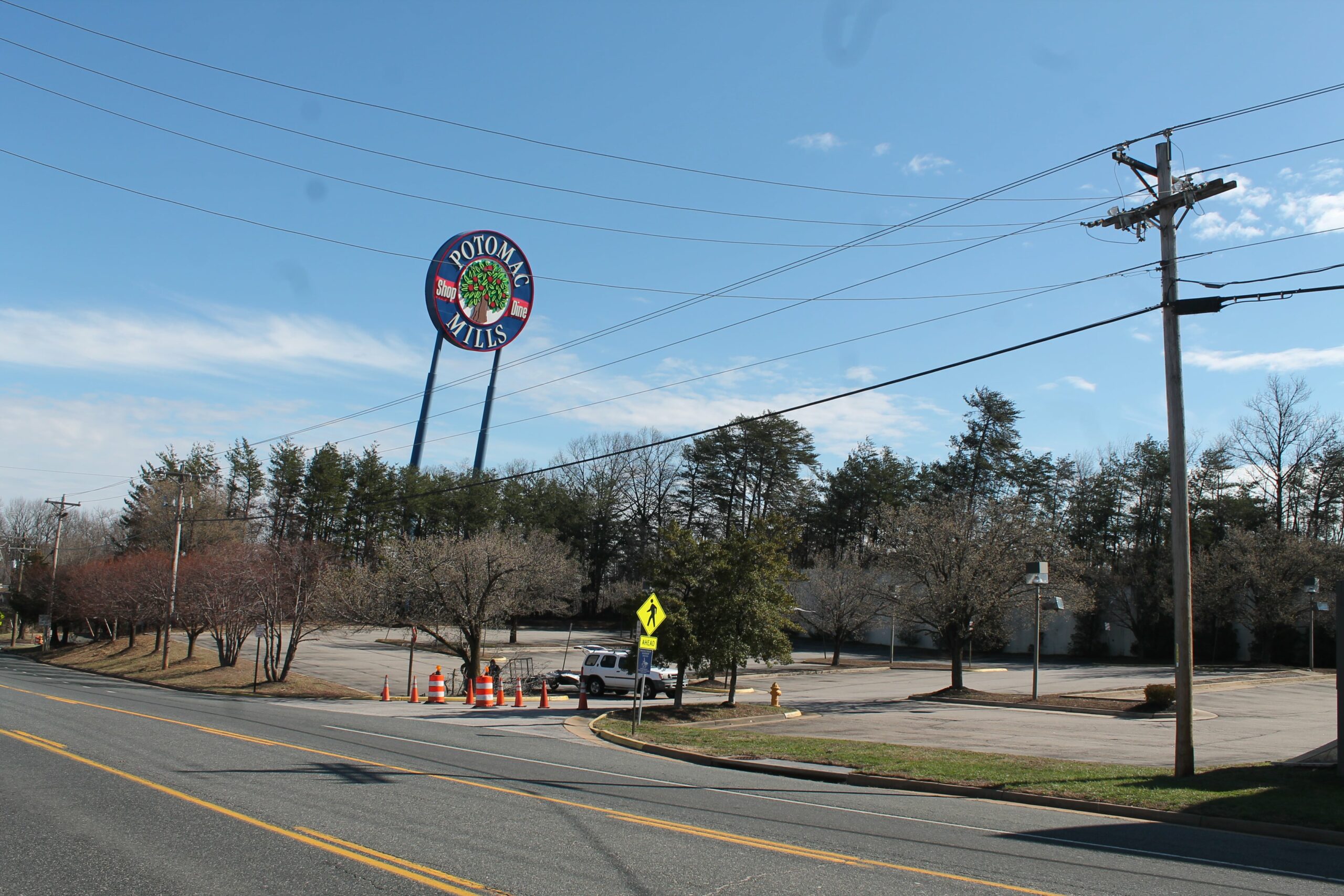 potomac mills sign