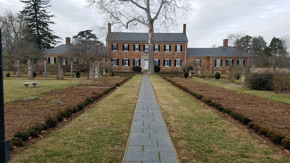 A Ghostly Spirit Haunts Chatham Manor In Search Of A Long Lost Love