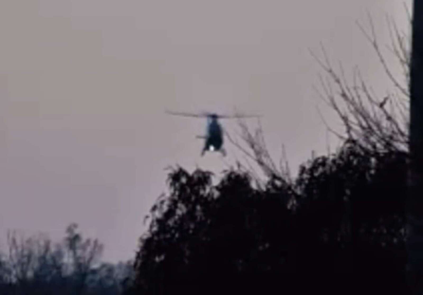 Helicopter lands on I-95 on Thanksgiving Day, takes one to hospital