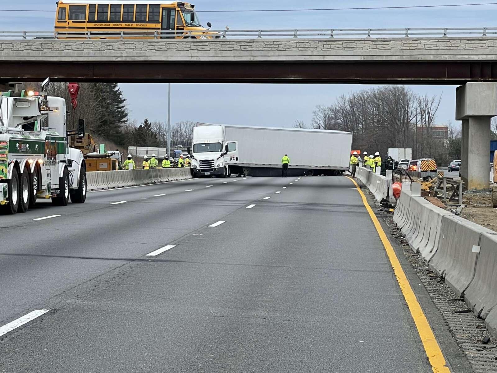 Tractor trailer crash snarls I-95 in Spotsylvania
