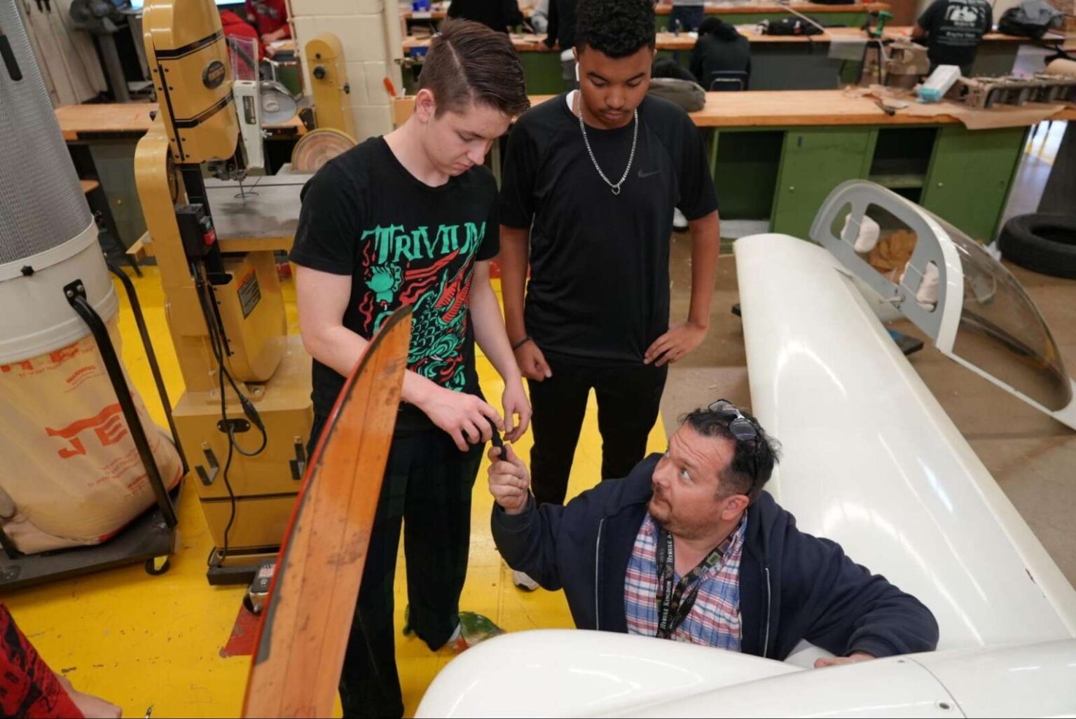 Unity Reed Miles Students explore aviation maintenance trade through use of donated ...